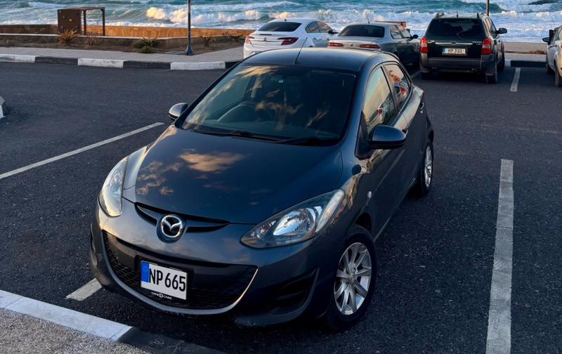 Mazda Demio — 1/7