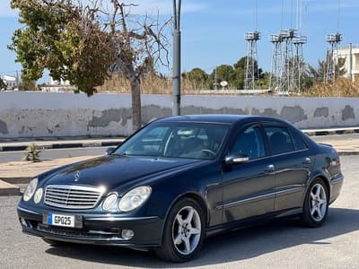 2003 Mercedes-Benz E 270