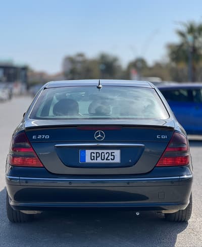 Mercedes-Benz E 270 — 5