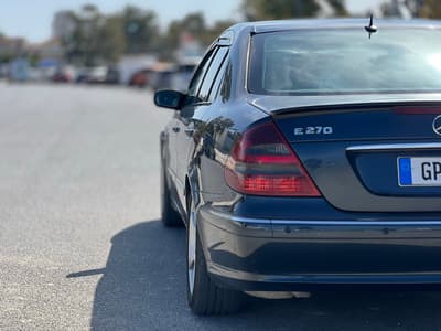 Mercedes-Benz E 270 — 6