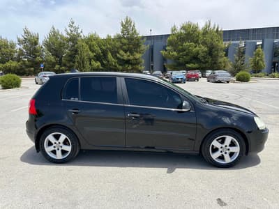 Volkswagen Golf — 4