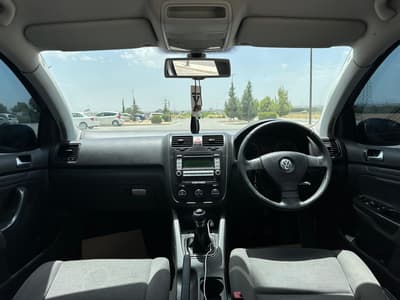 Volkswagen Golf — 8