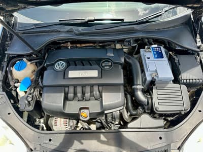 Volkswagen Golf — 10