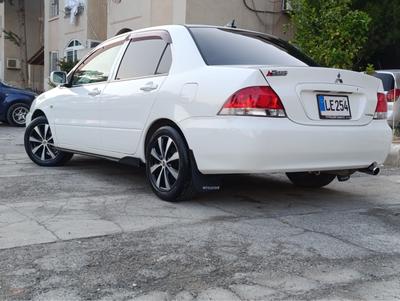 Mitsubishi Lancer — 3