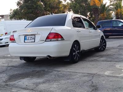 Mitsubishi Lancer — 4