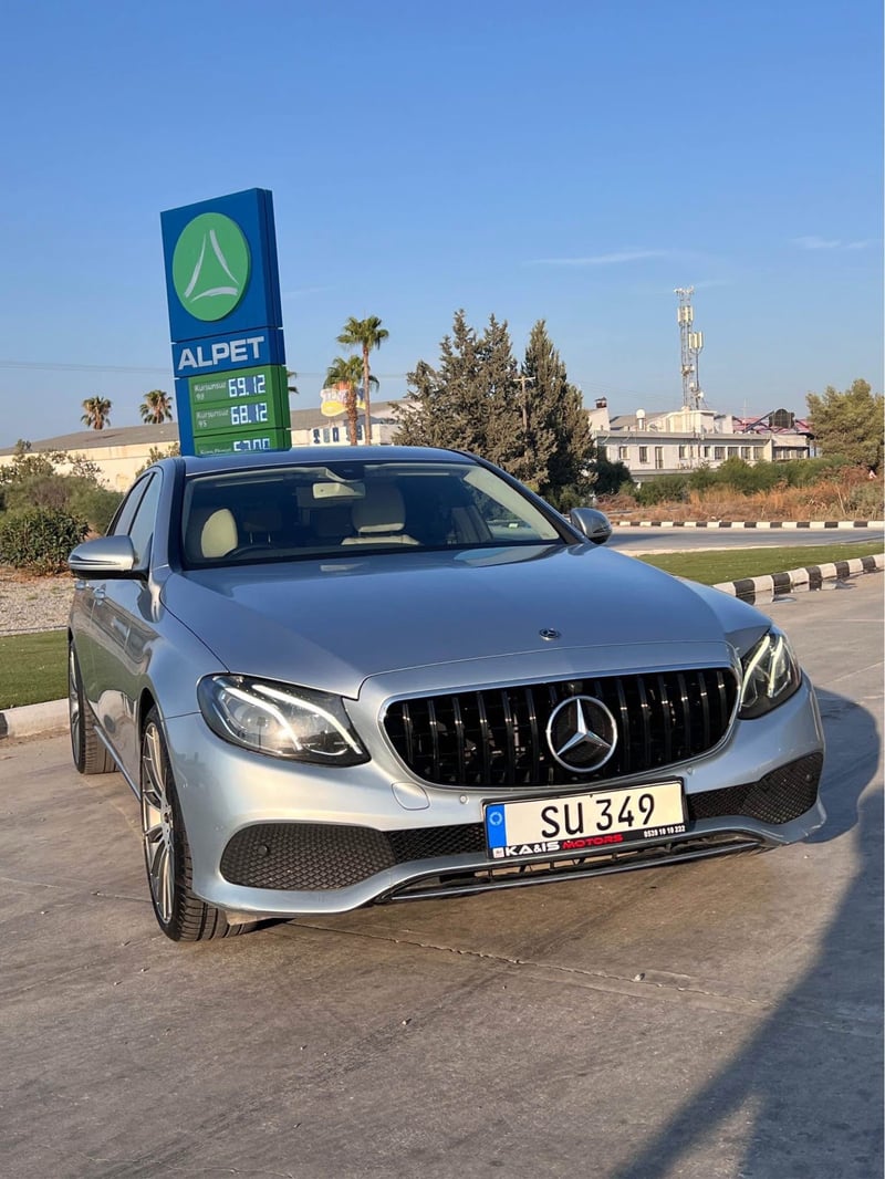 2017 Mercedes-Benz E 220d