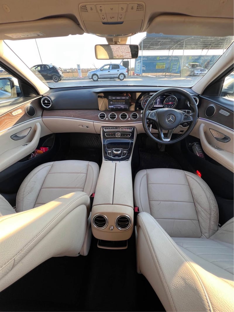 Mercedes-Benz E 220d — 9