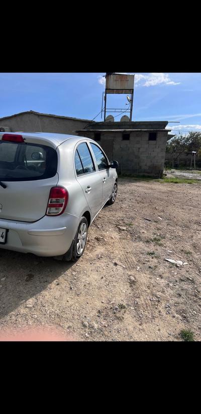 Nissan March — 3