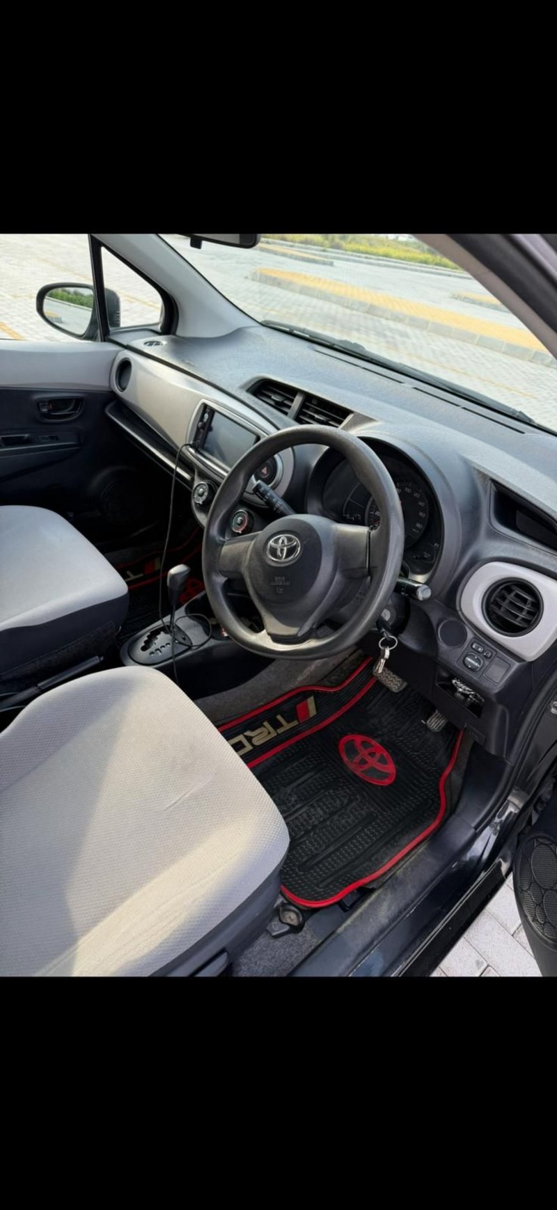 Toyota Vitz — 3