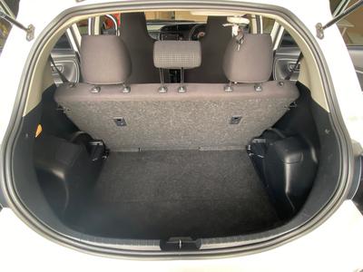 Toyota Vitz — 3