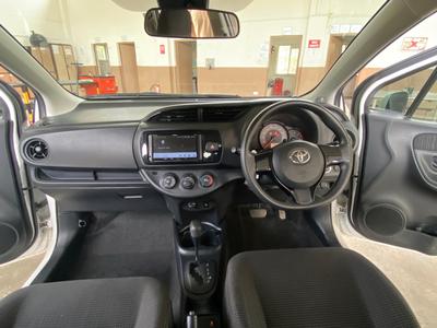 Toyota Vitz — 6