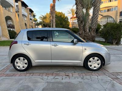 Suzuki Swift — 3