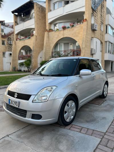 Suzuki Swift — 8