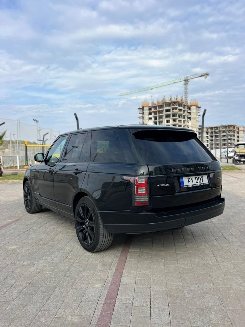 Land Rover Range Rover Vogue — 3