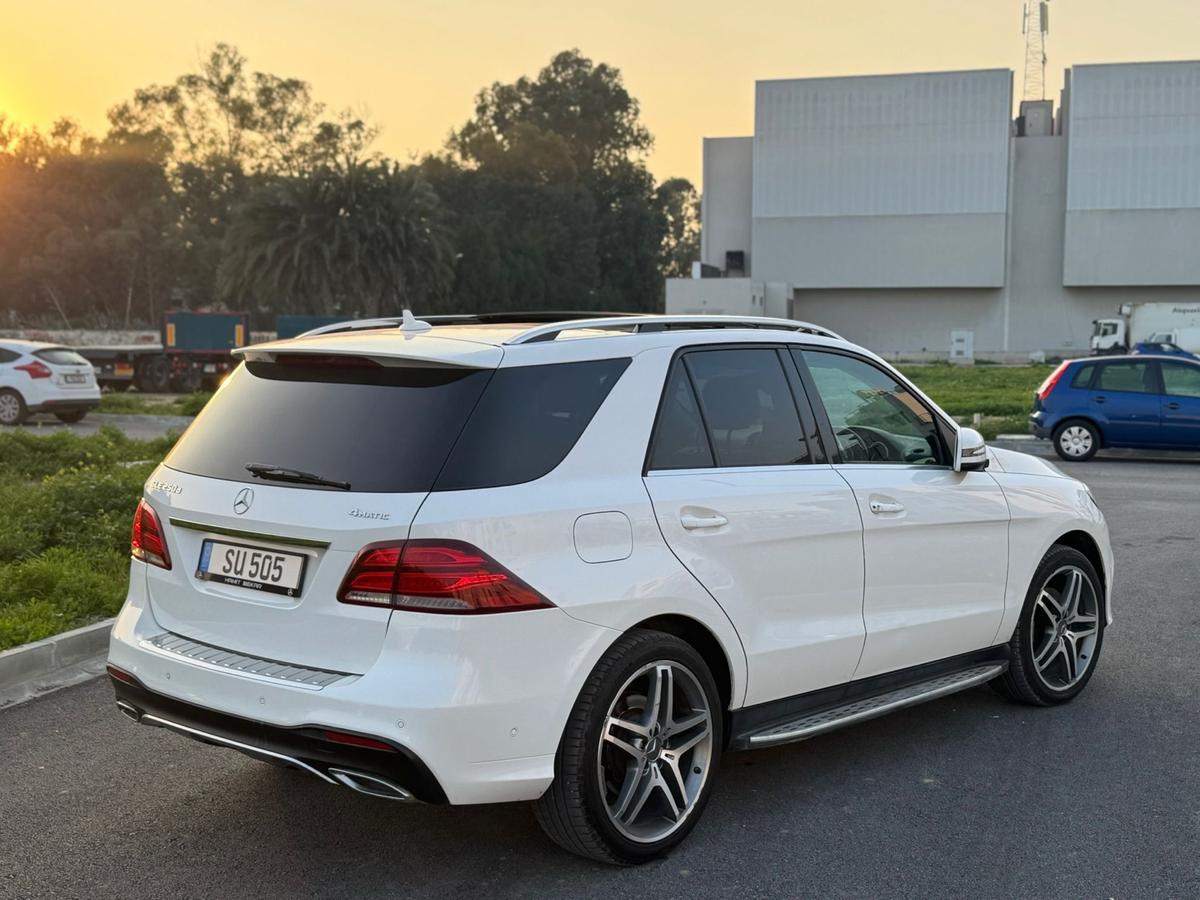 2017 Mercedes-Benz GLE 250d 7