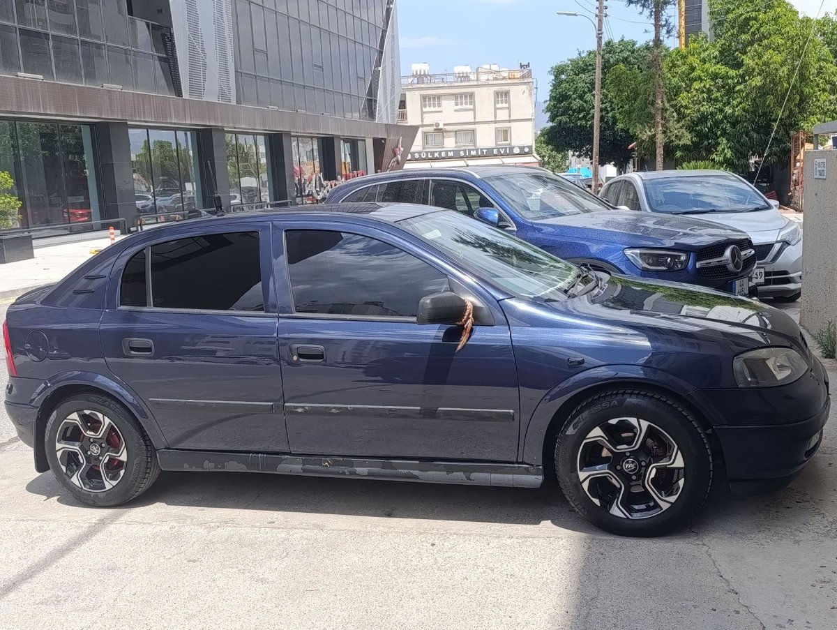2001 Opel Astra 10