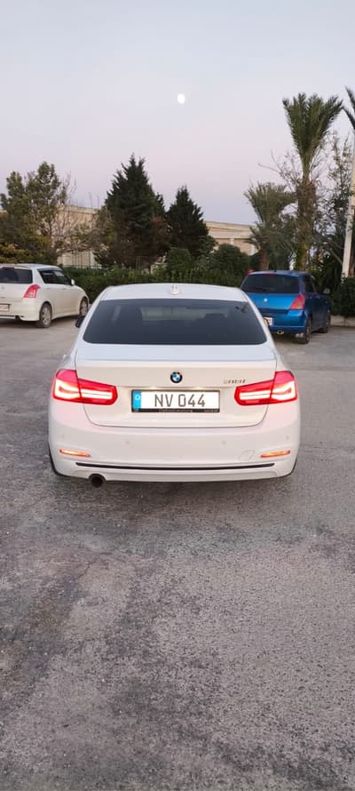 BMW 318i — 2