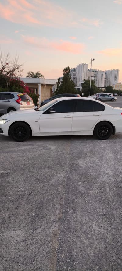 BMW 318i — 3