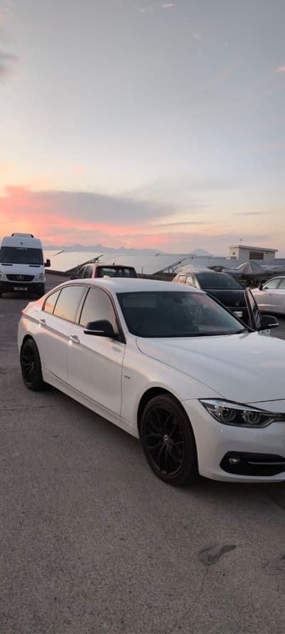 BMW 318i — 8