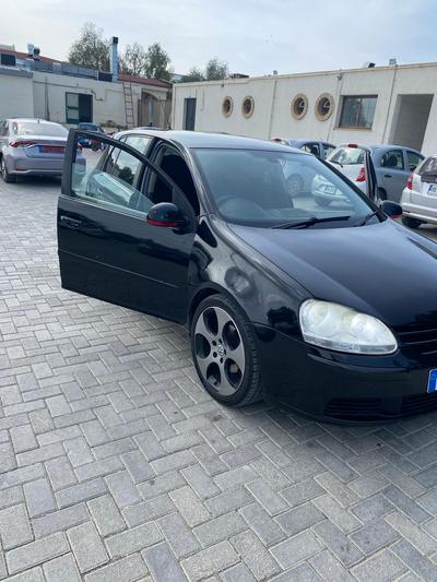 Volkswagen Golf — 6
