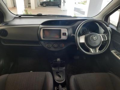 Toyota Vitz — 7