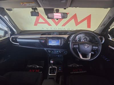 Toyota Hilux Z — 8