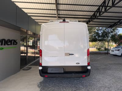 Ford Transit — 3