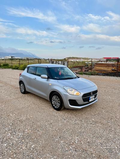Suzuki Swift — 1
