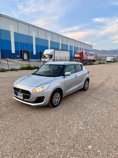 Suzuki Swift — 3