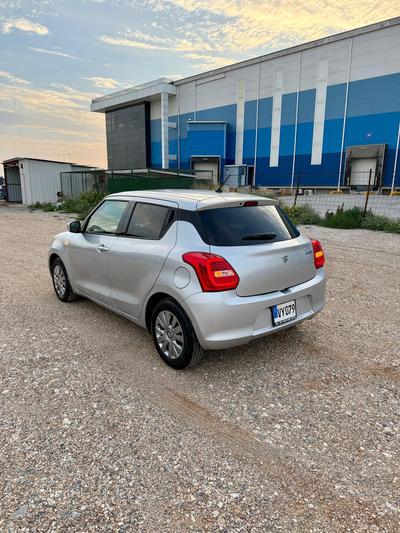 Suzuki Swift — 6