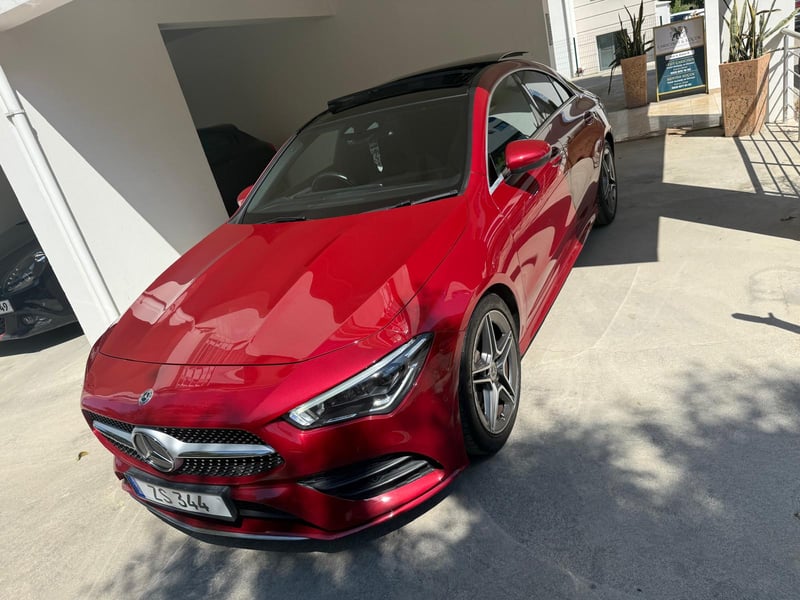 Mercedes-Benz CLA 200 — 1
