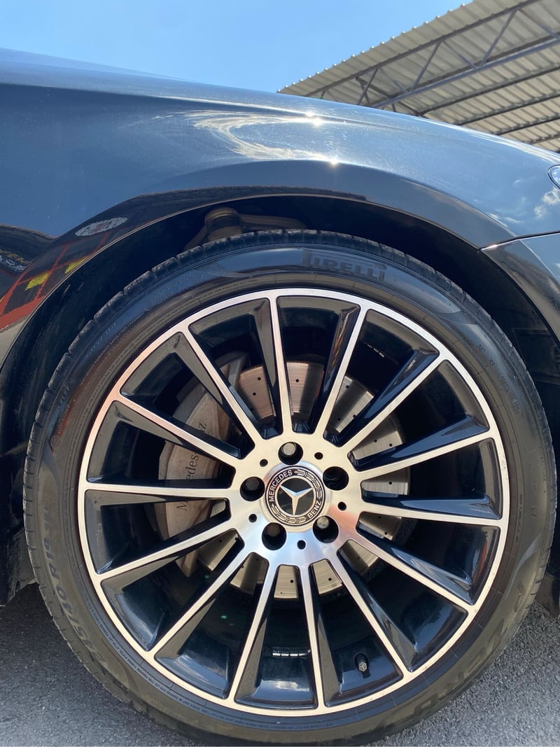 Mercedes-Benz E 220 — 6