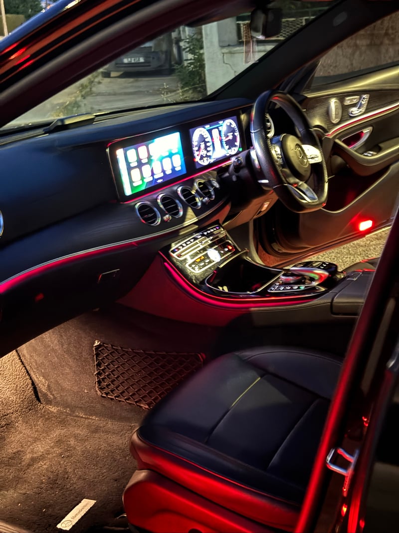 Mercedes-Benz E 220 — 9
