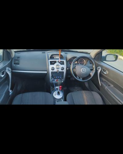Renault Megane — 6