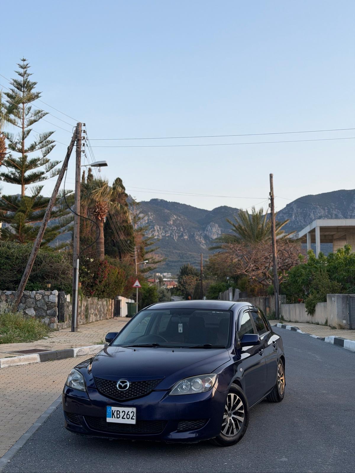2005 Mazda Axela 2