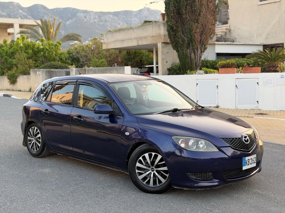 2005 Mazda Axela 5