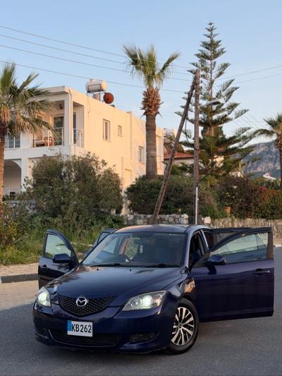 Mazda Axela — 6