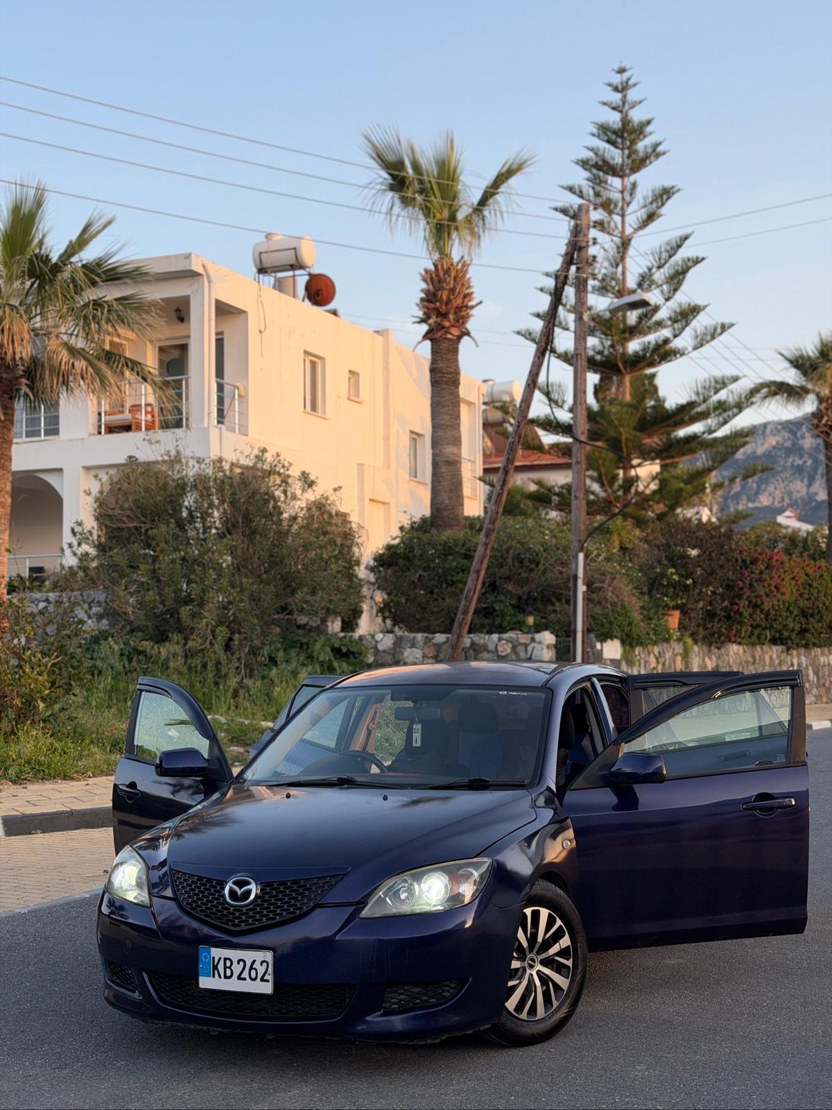 2005 Mazda Axela 6