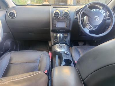 Nissan Qashqai — 6