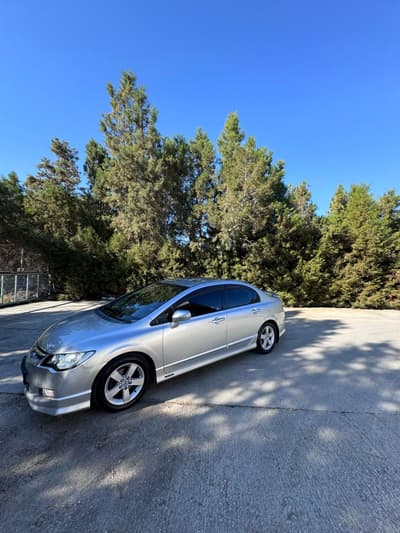 Honda Civic — 4