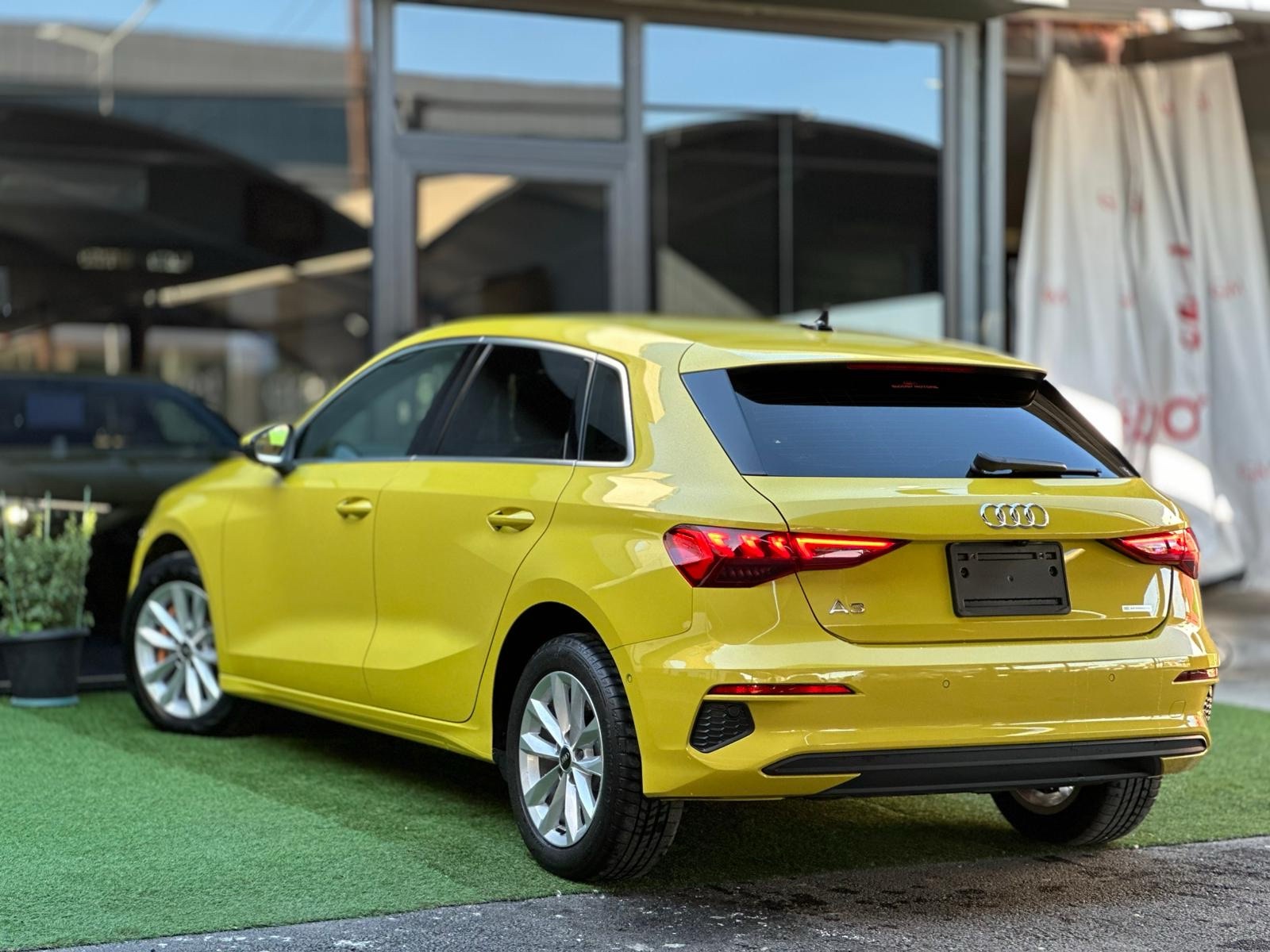 Audi A3 2021 Satılık İkinci El - Thumbnail 3