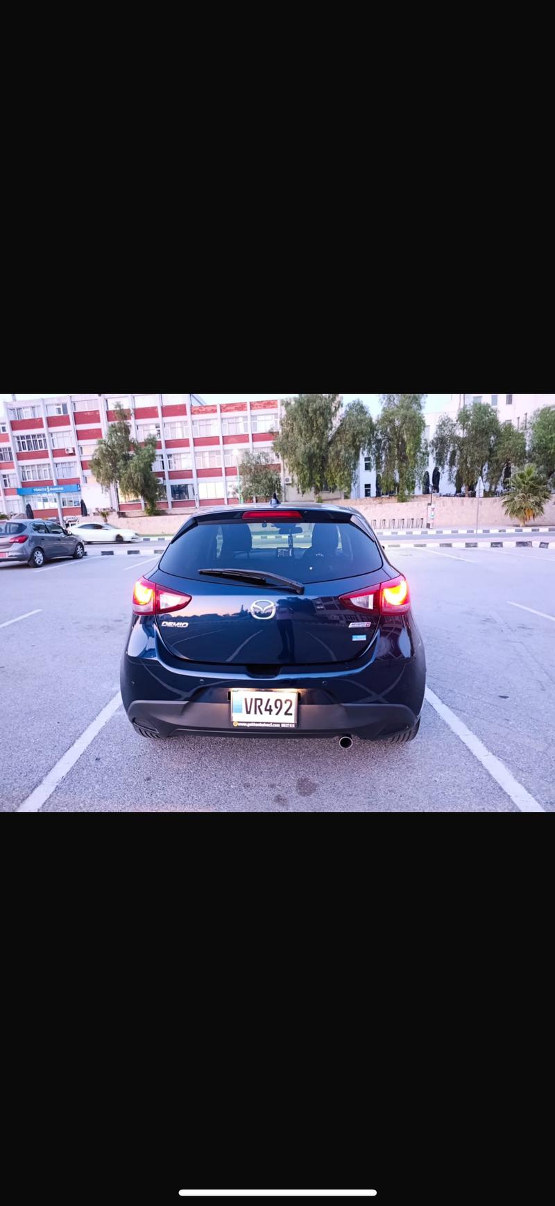 Mazda Demio — 1/4