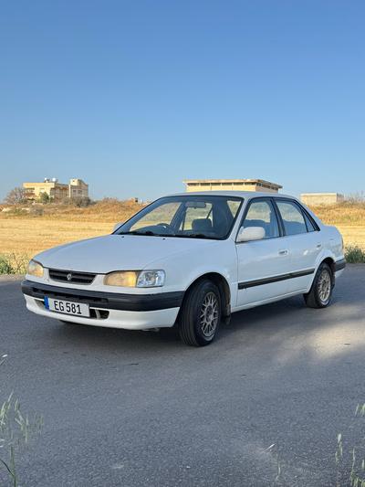 Toyota Corolla — 5
