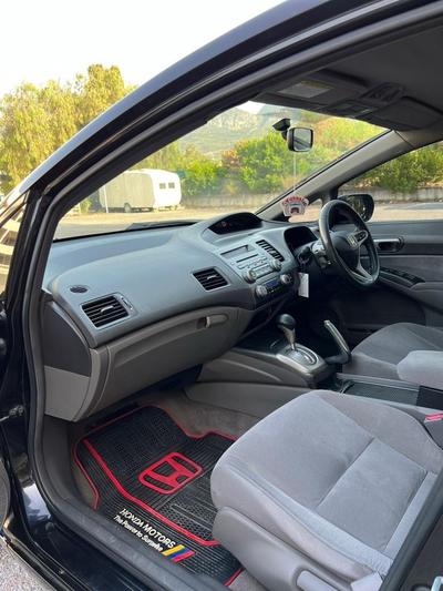 Honda Civic — 4