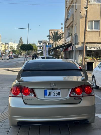 Honda Civic — 5