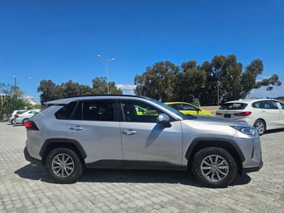 Toyota RAV4 — 3
