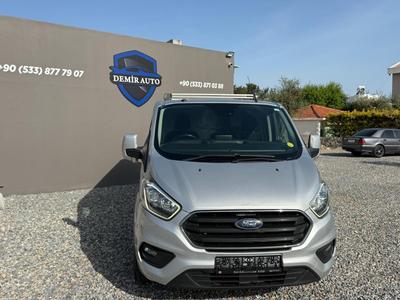 Ford Tourneo Custom — 2
