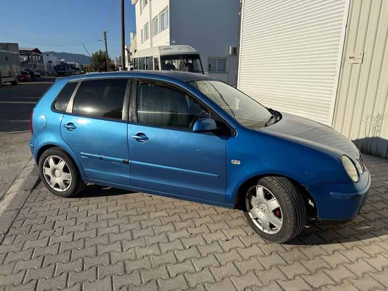 Volkswagen Polo — 1/8