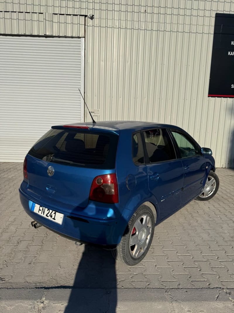 Volkswagen Polo — 8