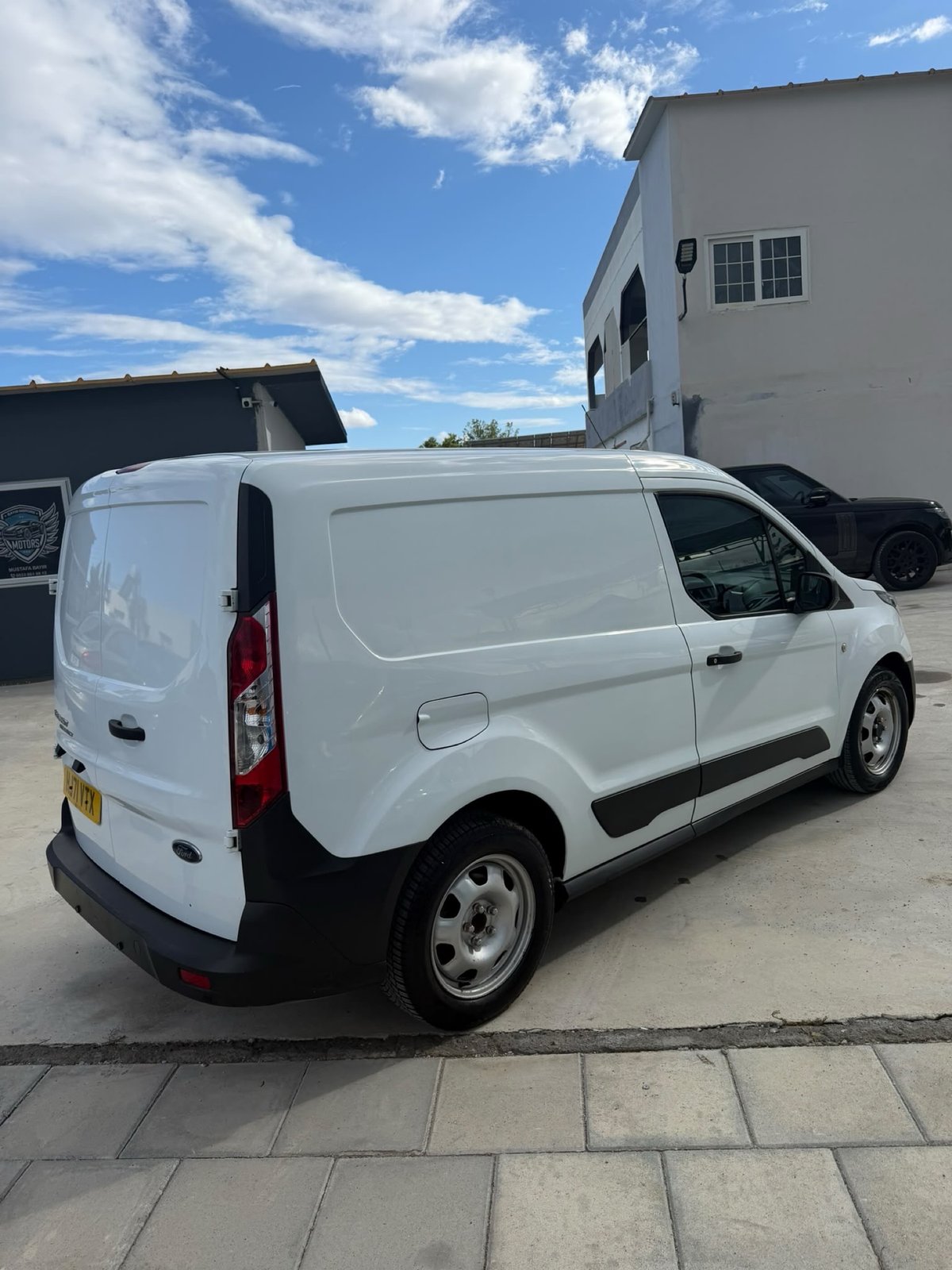 2021 Ford Transit Connect 3